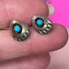 Load image into Gallery viewer, Sterling Turquoise Native American Bear Claw &amp; Feathers
