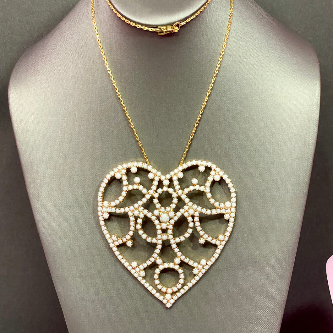 Dawn’s Huge Rhinestone Heart Edgar Vet Fund