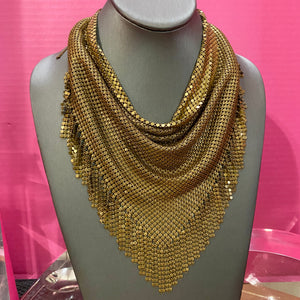 Old Fringed Mesh Collar
