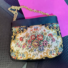 Load image into Gallery viewer, Tapestry Purse With Gold Chain Strap
