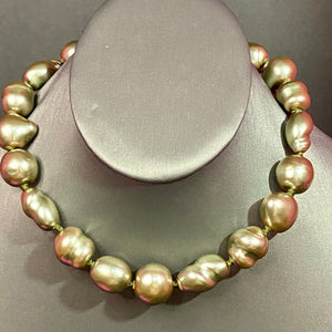 Dawn's Huge Faux Tahitian Pearl Necklace