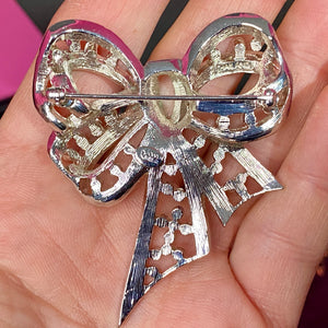 New In Box Joan Rivers Crystal Pin Antique Reproduction