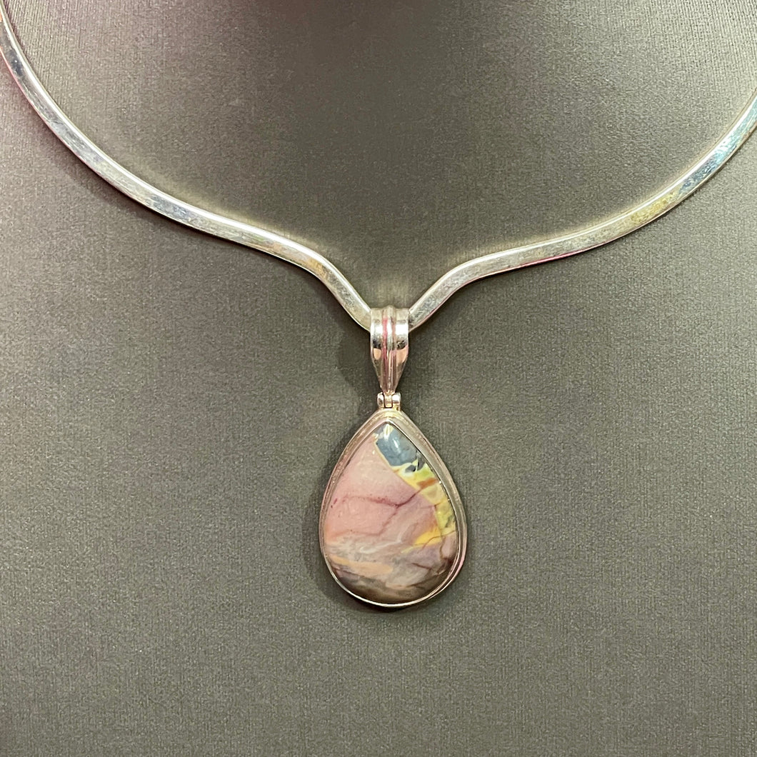 ❤️ Sterling Incredible Color Picture Stone Pendant