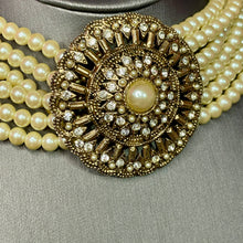 Load image into Gallery viewer, 6 Strand Deco Style Choker
