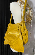 Load image into Gallery viewer, Vintage Double Flap Embossed Leather Purse
