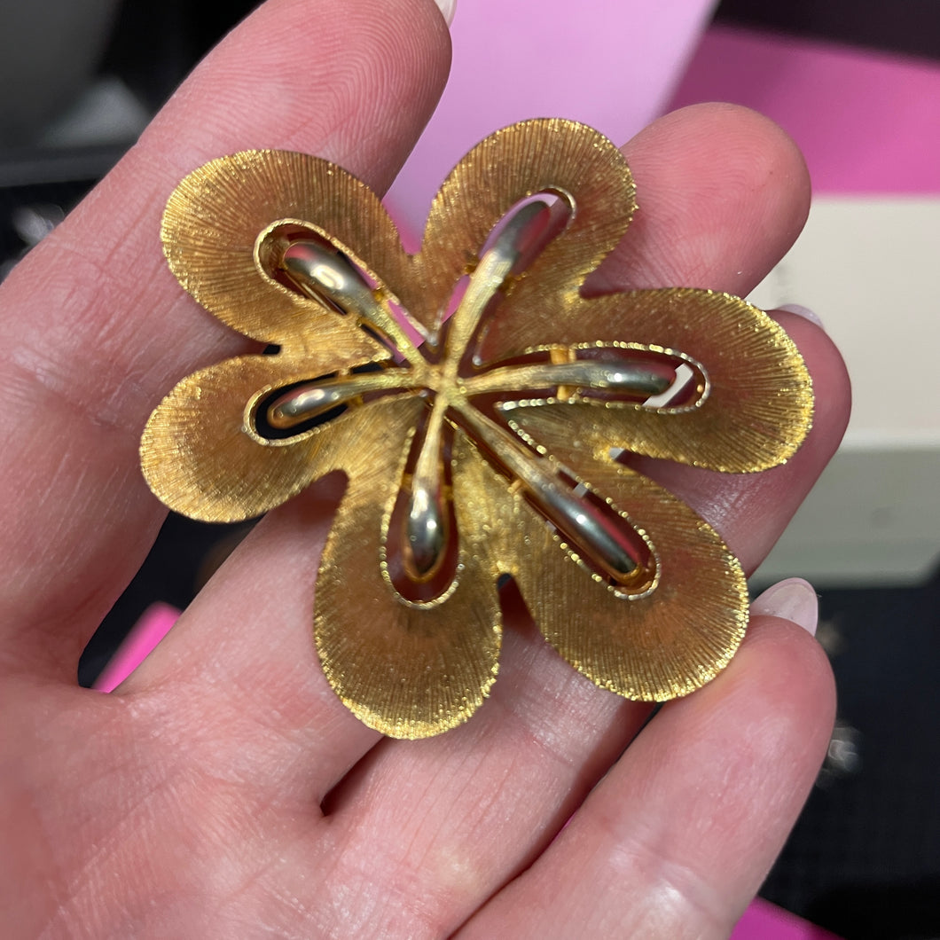 MCM Atomic Pin