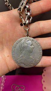 Victorian Double Watch Chain With Coin 83g