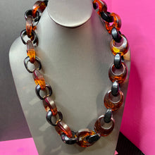 Load image into Gallery viewer, High End Chunky Link Necklace
