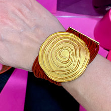Load image into Gallery viewer, Wide Swirl Bracelet
