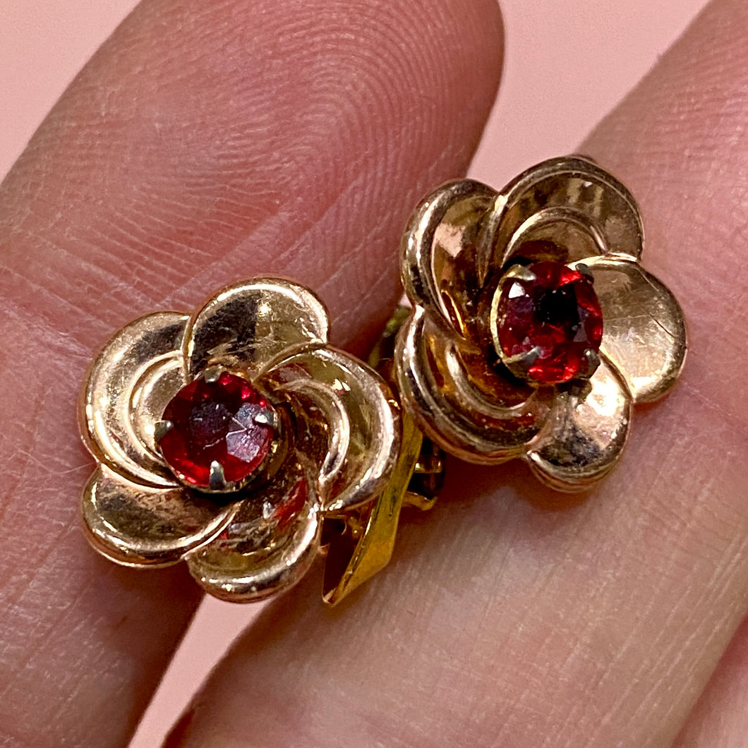 ❤️ 10K Pink Gold Sterling Back Flower Earrings