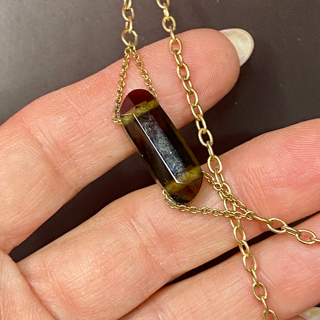 BR Cool Glass Crystal Necklace