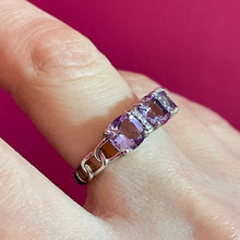 Load image into Gallery viewer, SS Amethyst Chain Detail Ring
