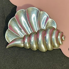 Load image into Gallery viewer, Sterling Shell Pin
