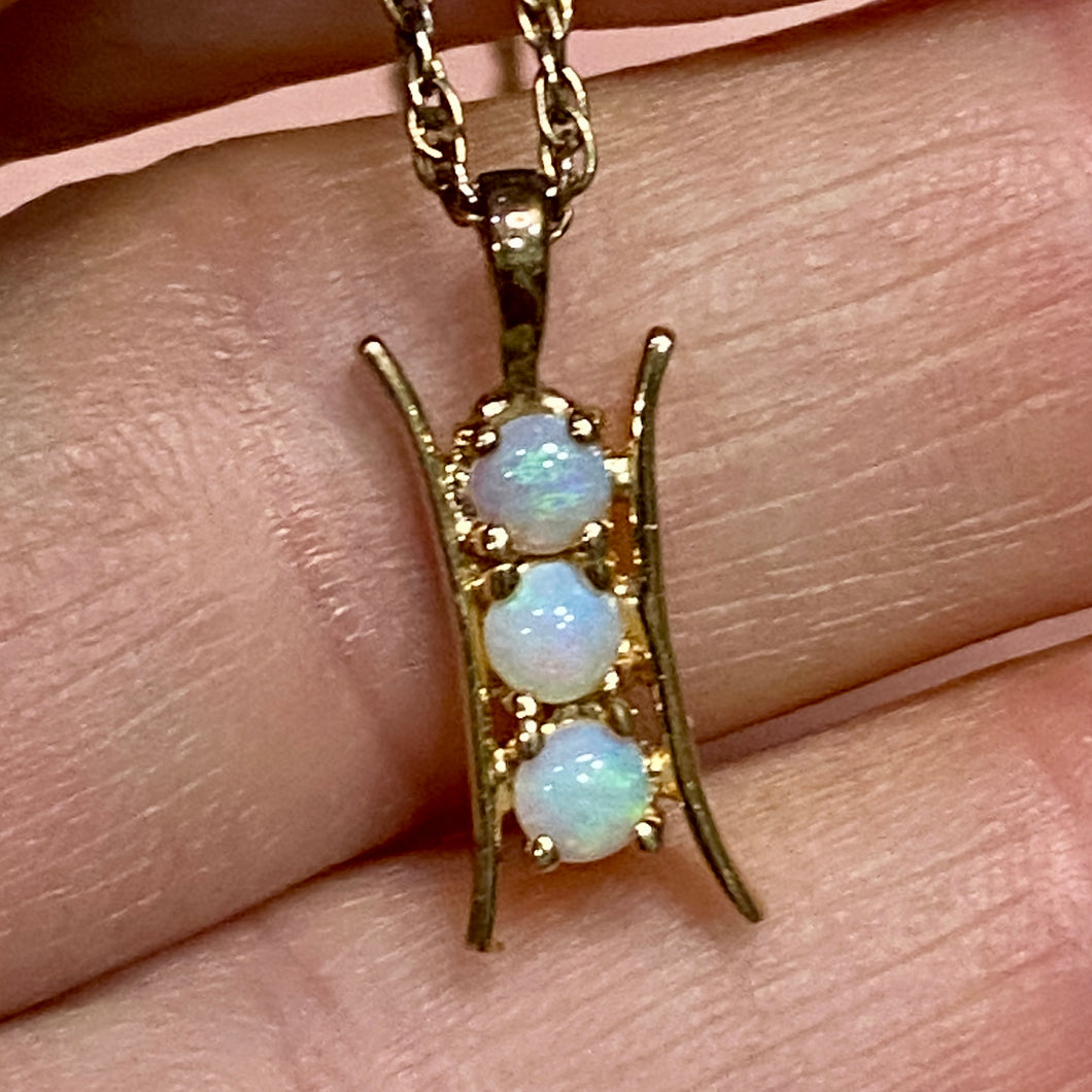 ❤️ Sterling Vermeil Opal Necklace