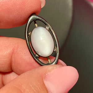 SS Cat Eye Glass Pin
