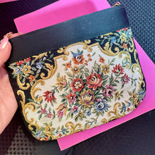 Load image into Gallery viewer, Tapestry Purse With Gold Chain Strap
