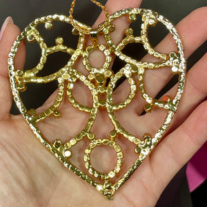 Dawn’s Huge Rhinestone Heart Edgar Vet Fund